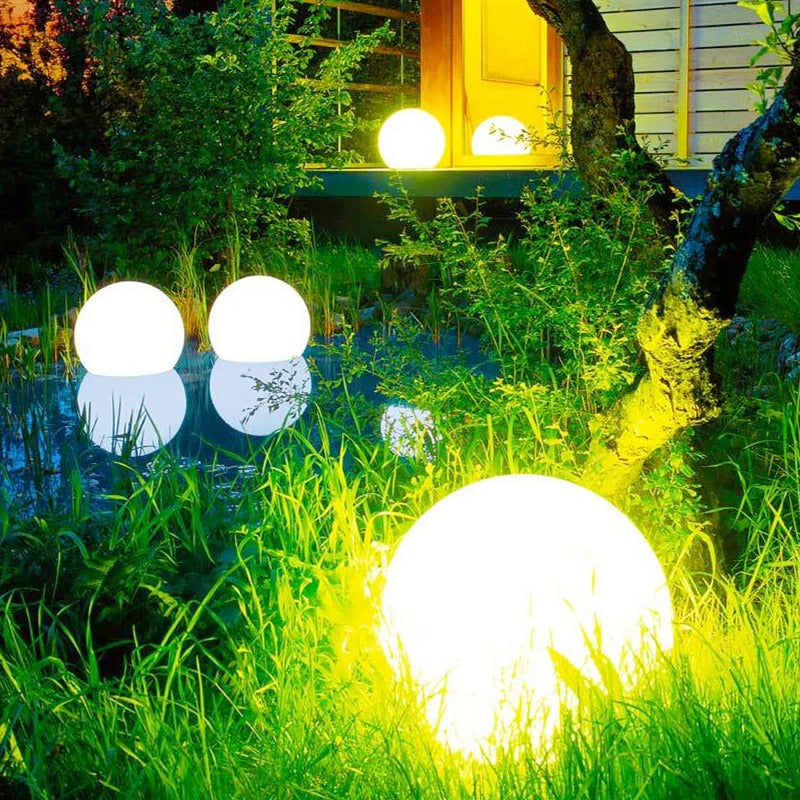 أضواء LED كروية للحديقة مقاومة للماء للأماكن الخارجية